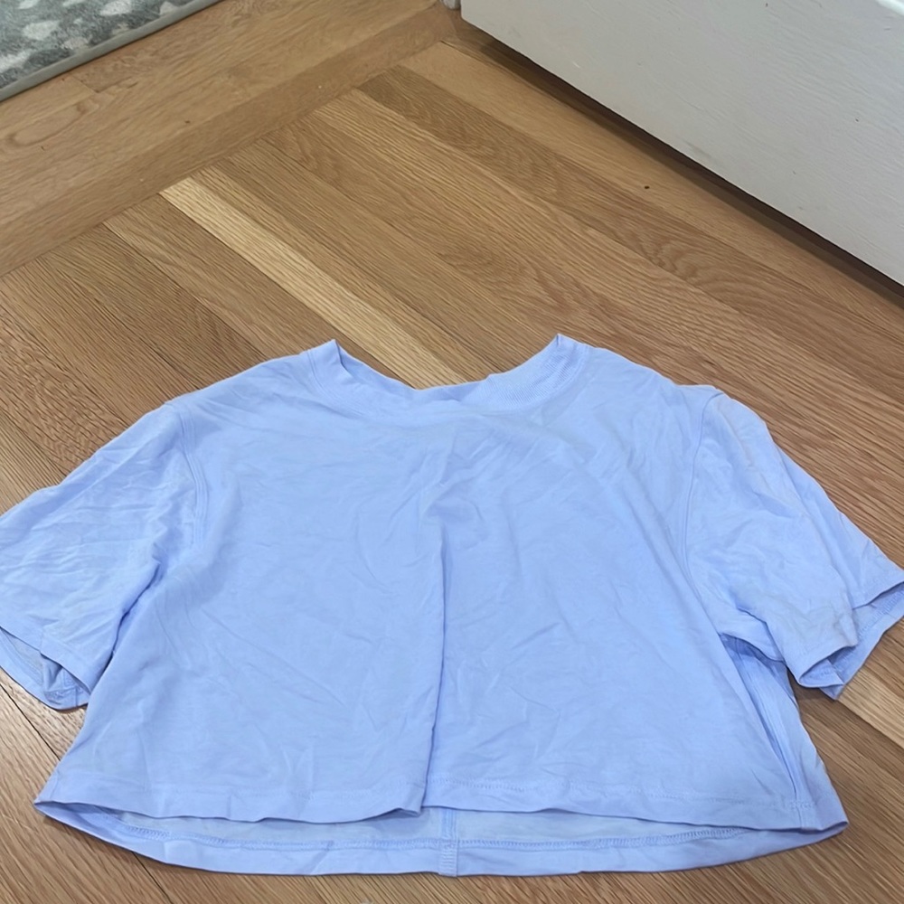 super cute pastel lululemon crop top, never worn just wrinkly, nwot